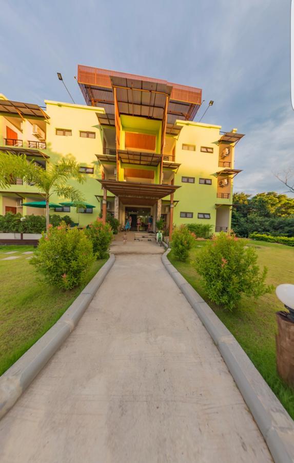 Morakot Lanta Resort Koh Lanta Exterior photo