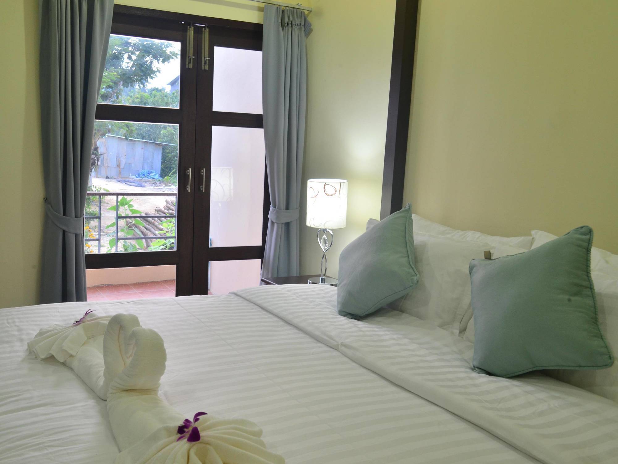 Morakot Lanta Resort Koh Lanta Exterior photo