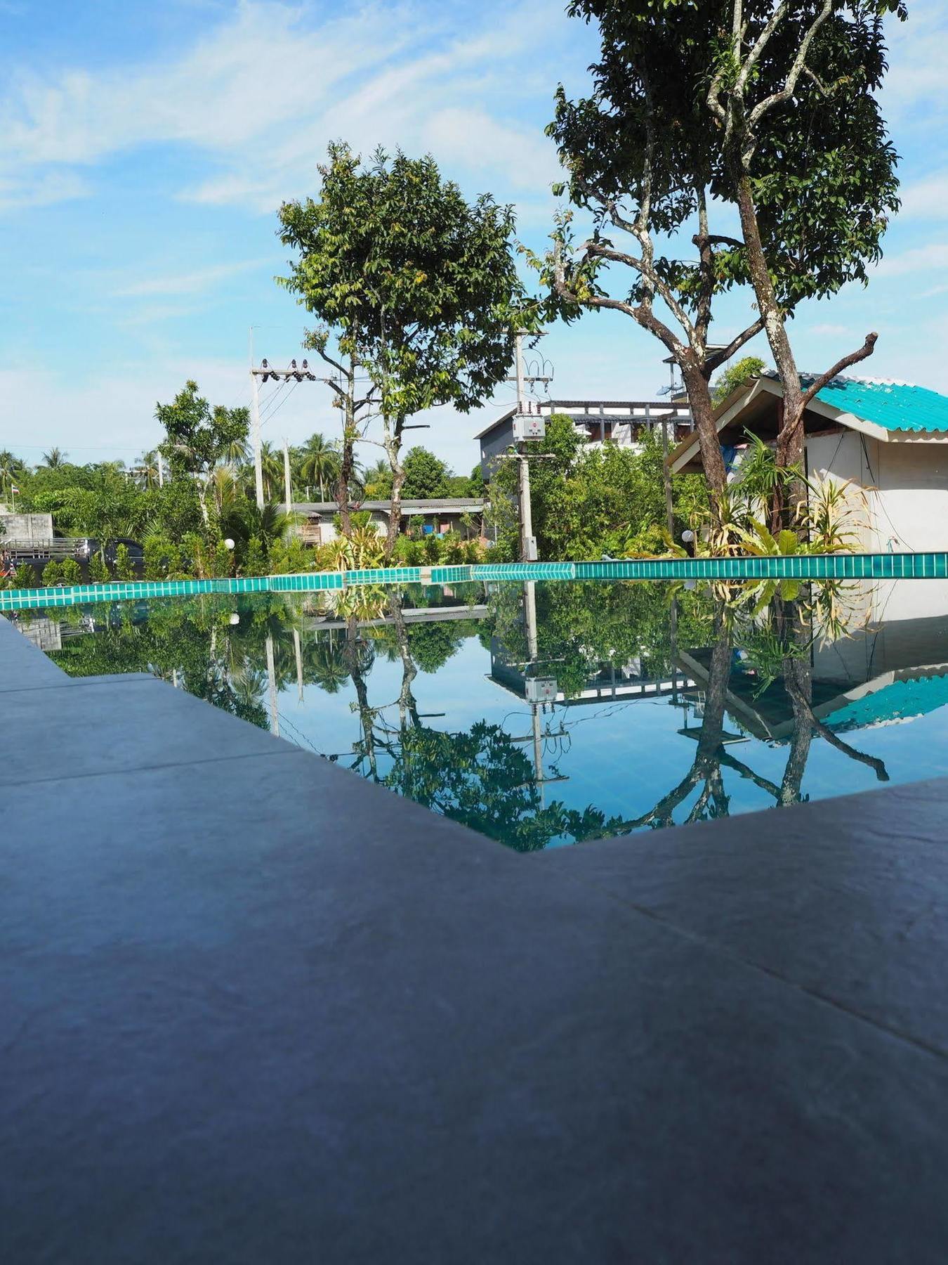 Morakot Lanta Resort Koh Lanta Exterior photo